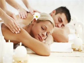 Los beneficios de usar guantes para profesionales de la estética y la peluquería